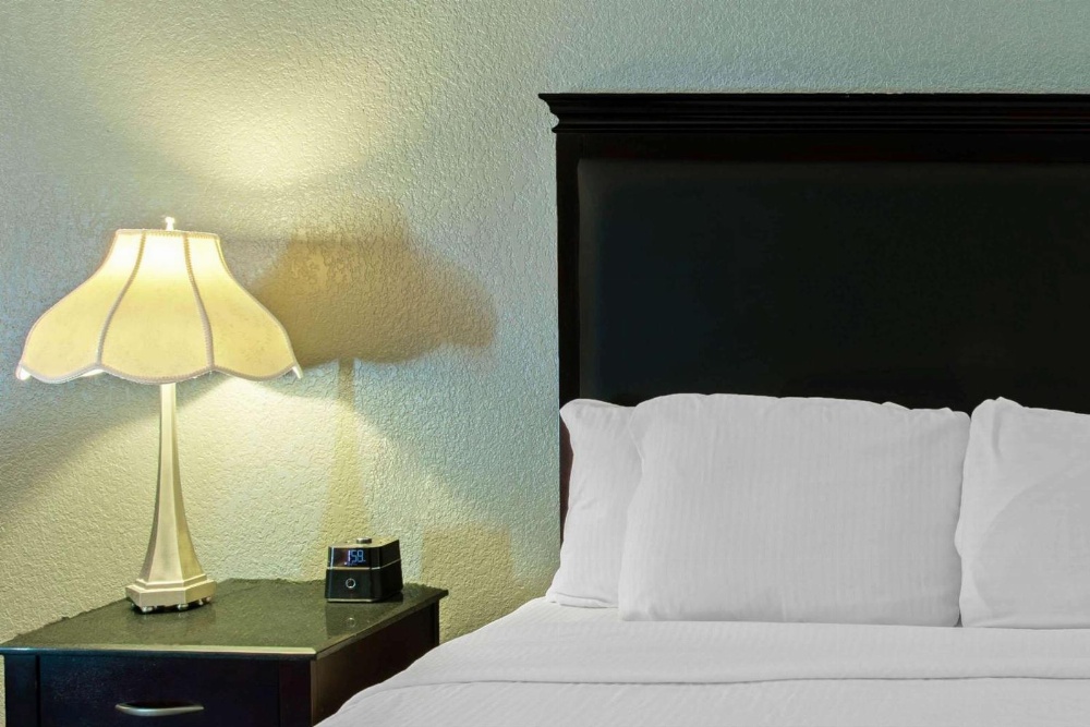 La Quinta Inn & Suites by Wyndham Mobile - Tillman's Corner Main image