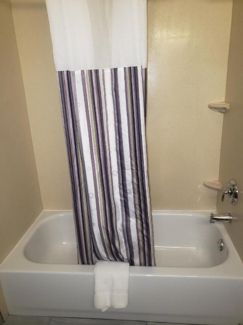 La Quinta Inn & Suites by Wyndham Mobile - Tillman's Corner image 25